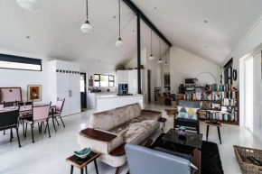 Leisure Isle 2 bedroom home with essential power.
